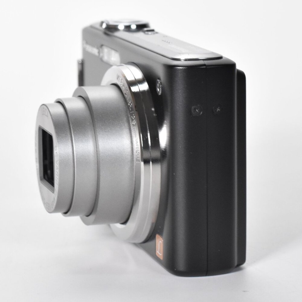 Panasonic DMC-FH24K Digital Camera 16.1MP 8x Optical Zoom HD Video 16GB SD Card - Picture 3 of 16